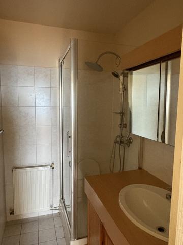 Appartement
         5 pièces
        - 108 m² 150 000 € *