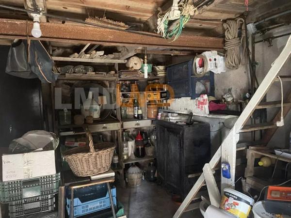 ancien corps de ferme avec dépendances une grange sur étable