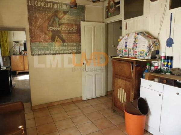 ancien corps de ferme avec dépendances une grange sur étable