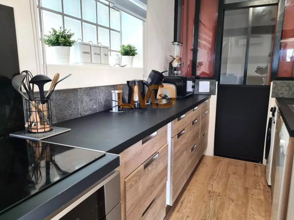 RDC avec jardin- Calme - Entièrement Meublé - 2 Places de Parking