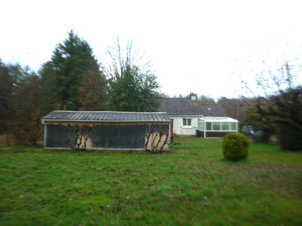 EXCLUSIVITE, Maison sur 2823m² de terrain et nombreuses dépendances