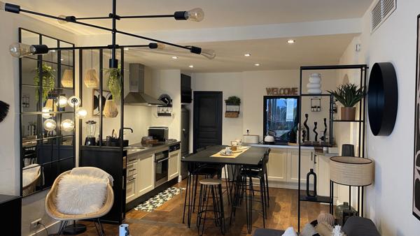 Saint-Tropez (83990) Saint-Tropez, magnifique appartement à deux pas du port