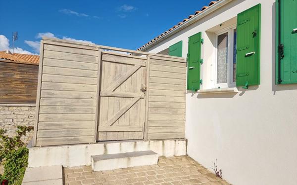 Maison à vendre    6 pièces •  Rivedoux-Plage