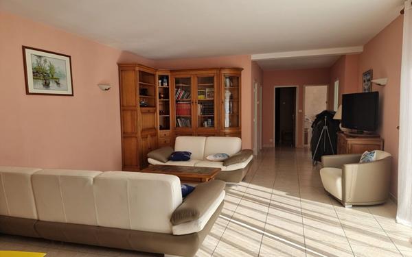 Maison à vendre    6 pièces •  Rivedoux-Plage