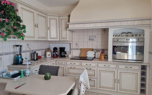 Maison à vendre    6 pièces •  Rivedoux-Plage