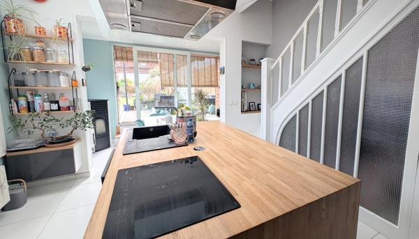 Maison à CROIX, 59170 - 5 pièces 135m²