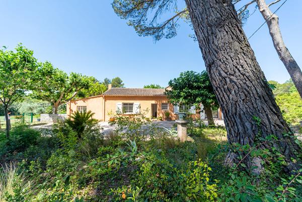 Maison de plein pied Aix En Provence 6 pièce(s) 185 m2
