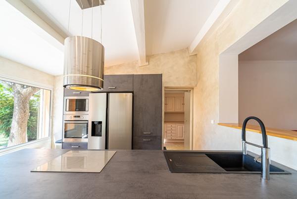 Maison de plein pied Aix En Provence 6 pièce(s) 185 m2