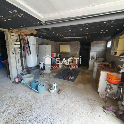 Beau pavillon, T5 sur sous sol de 85 m² avec combles aménageables