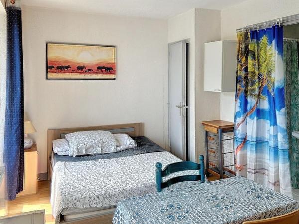 INVESTISSEURS – IMMEUBLES HYPERCENTRE CHERBOURG – +10% DE RENDEMENT BRUT POSSIBLE !