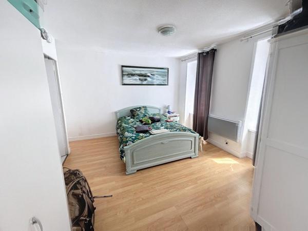 INVESTISSEURS – IMMEUBLES HYPERCENTRE CHERBOURG – +10% DE RENDEMENT BRUT POSSIBLE !