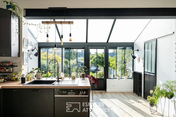Maison Lumineuse rénovée avec jardin et garage, Quartier calme