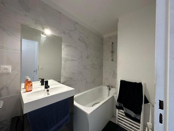 Appartement à louer 2 pièces meublé à NANTERRE PREFECTURE (92)