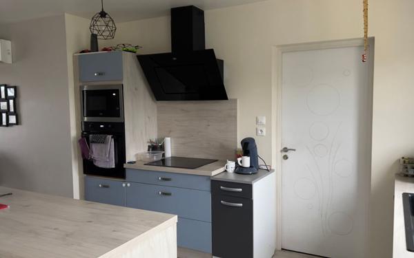 Maison à vendre    5 pièces • 99,89 m2 Veyrac