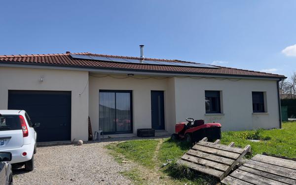 Maison à vendre    5 pièces • 99,89 m2 Veyrac
