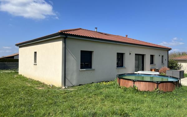 Maison à vendre    5 pièces • 99,89 m2 Veyrac