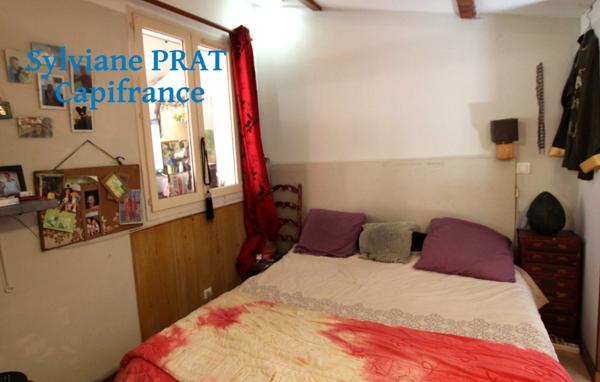 SAINT-JEAN-DE-LUZ Maisonnette de 19.61 m² carrez 33 m² au sol à rénover