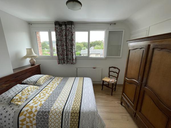 Maison
         6 pièces
        - 155 m² 391 000 € *