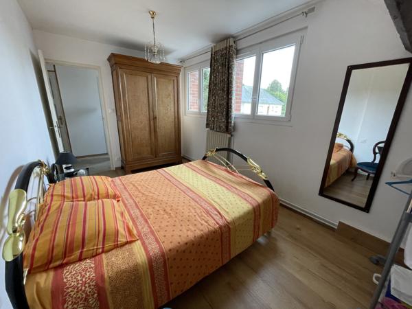 Maison
         6 pièces
        - 155 m² 391 000 € *
