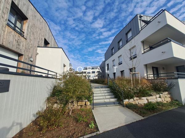 Appartement T1 - 2023 - 35.80 m² - Terrasse - Parking + Cave + Local à vélos