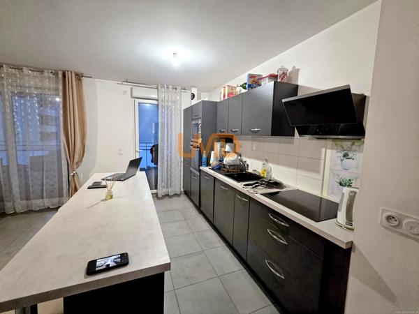 Appartement T4 avec 2 terrasses et parkings