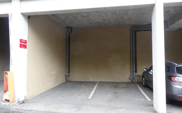 Stationnement à louer    Albi