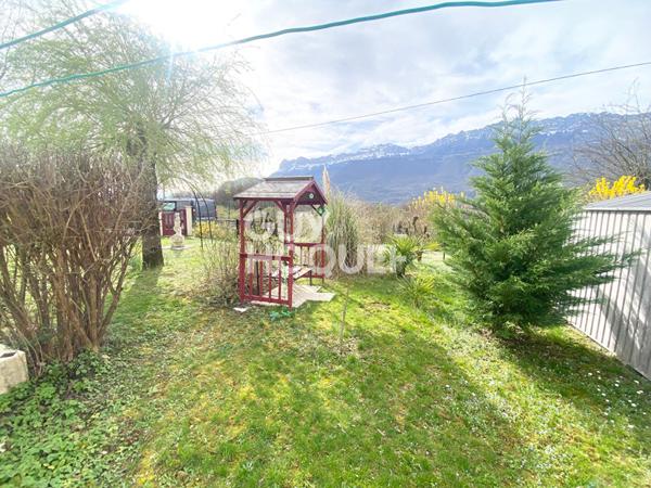 Maison d'exception à Goncelin - Un havre de paix à ne pas manquer !