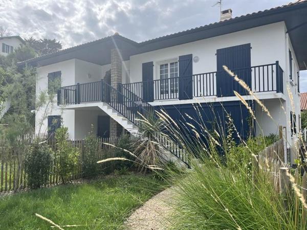 Appartement à vendre |  Saint-Jean-de-Luz |  4 pièces | 120 m²