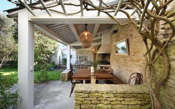 Maison à vendre    5 pièces •  Les Portes-en-Ré