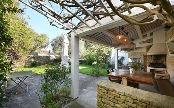 Maison à vendre    5 pièces •  Les Portes-en-Ré