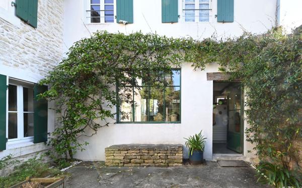 Maison à vendre    5 pièces •  Les Portes-en-Ré