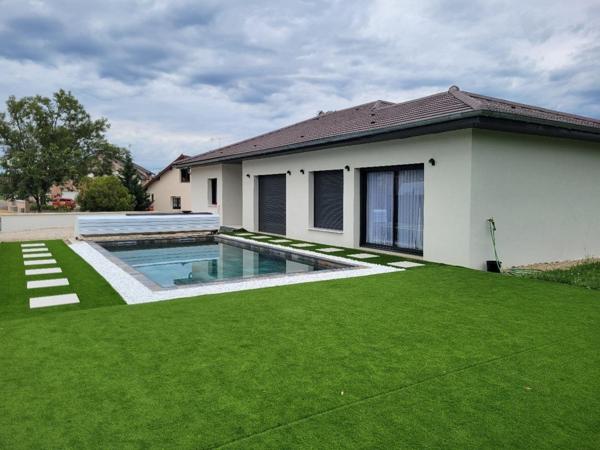 Maison à MONTMOROT, 39570 - 6 pièces 139m²