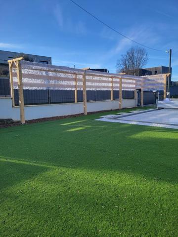 Maison à MONTMOROT, 39570 - 6 pièces 139m²