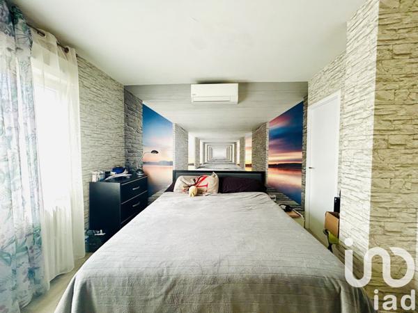 Maison 4 pièces de 83 m² à Neuville-aux-Bois (45170)