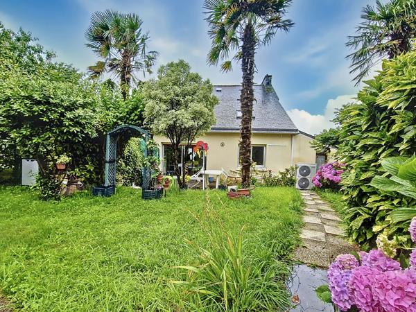 Maison de 6 pièces, 128 m² à Dinéault 29150