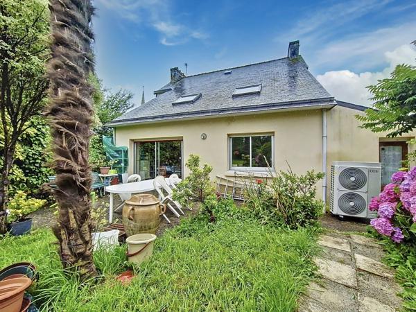 Maison de 6 pièces, 128 m² à Dinéault 29150