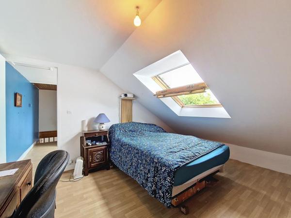 Maison de 6 pièces, 128 m² à Dinéault 29150