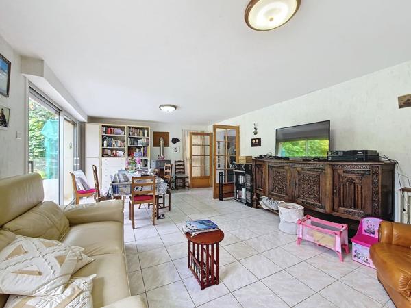 Maison de 6 pièces, 128 m² à Dinéault 29150