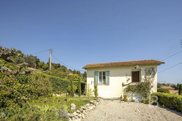 Charmante propriété avec vue mer à rénover à Mougins