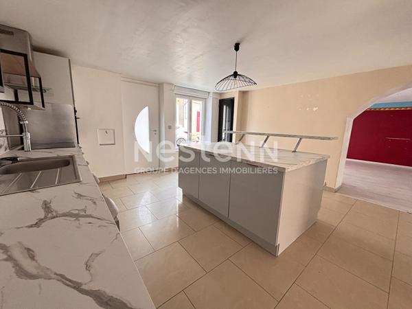 Maison rénovée avec emplacement privilégié à La Flèche
