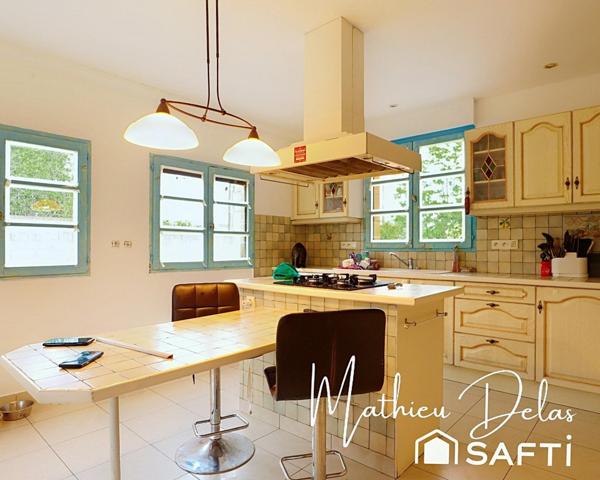 Maison familiale avec piscine, sous-sol aménagé et hangar – Semens, à deux pas de Saint-Macaire