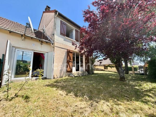 MAISON MITOYENNE DE 90 M2, TERRAIN DE 785 M2, 3 CHAMBRES, GARAGE DE 26 M2, SOURCE, CAVE, TRAVAUX À PRÉVOIR