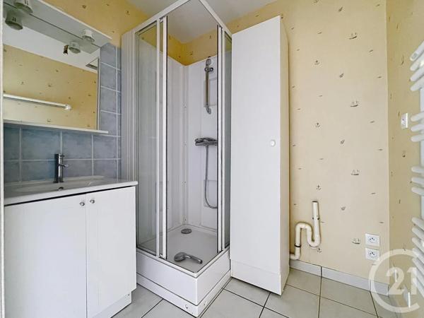 Appartement F3 à vendre  3 pièces - 60,39 m 2   DINAN  - 22