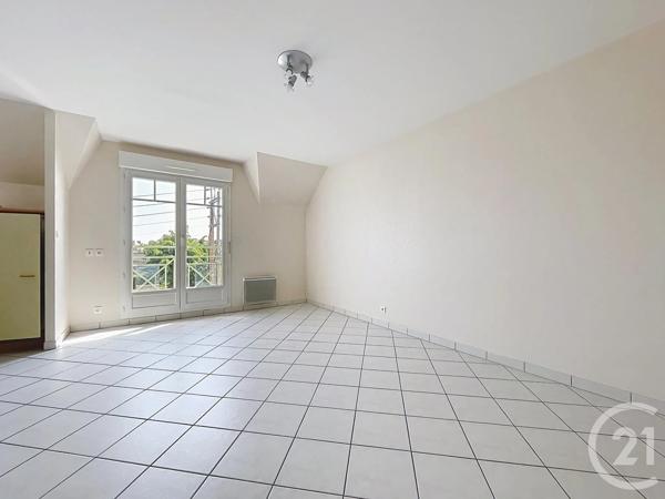 Appartement F3 à vendre  3 pièces - 60,39 m 2   DINAN  - 22