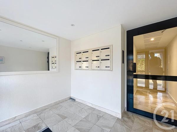 Appartement F3 à vendre  3 pièces - 60,39 m 2   DINAN  - 22