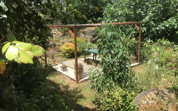 Maison à vendre    5 pièces •  Albières