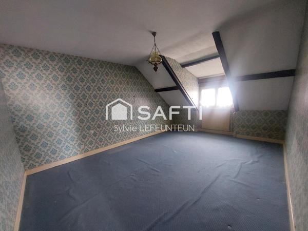 Maison familiale proche Lycées avec terrain constructible