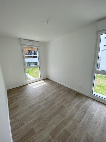 Maison de Ville avec Jardin au Pied du Tram