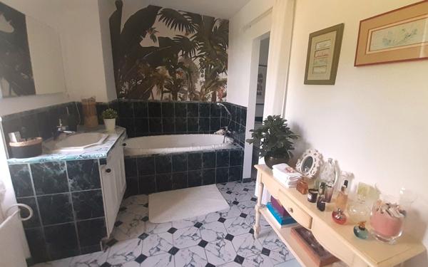 Maison à vendre    6 pièces •  Saint-Paul-lès-Dax