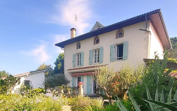 Maison à vendre    6 pièces •  Saint-Paul-lès-Dax